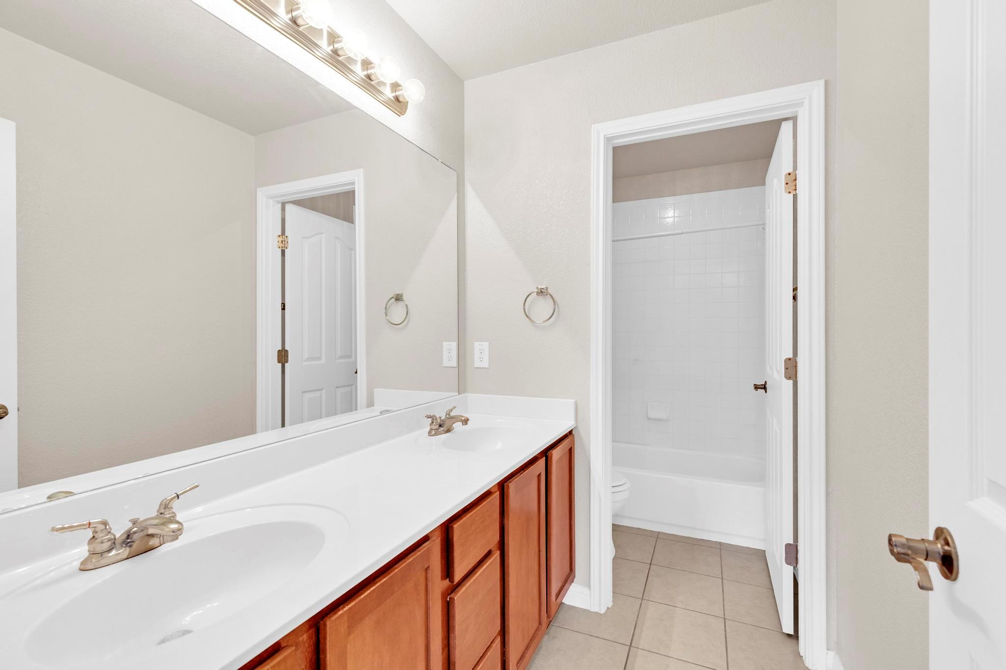 1104 Canadian Cv, Leander, TX 78641