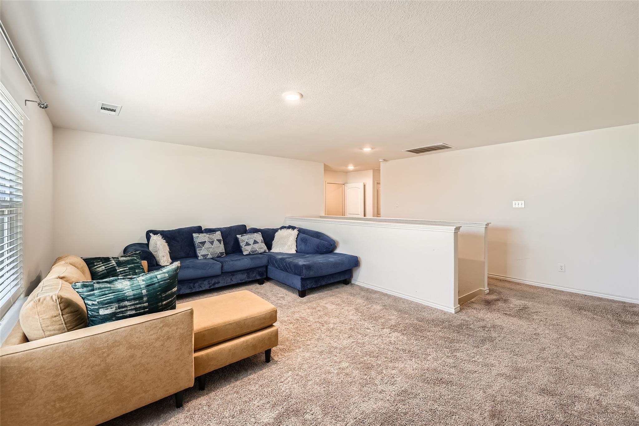 14513 Prairie Sod Ln, Elgin, TX 78621