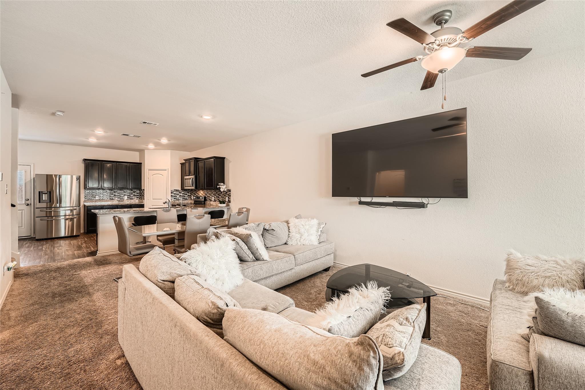 14513 Prairie Sod Ln, Elgin, TX 78621