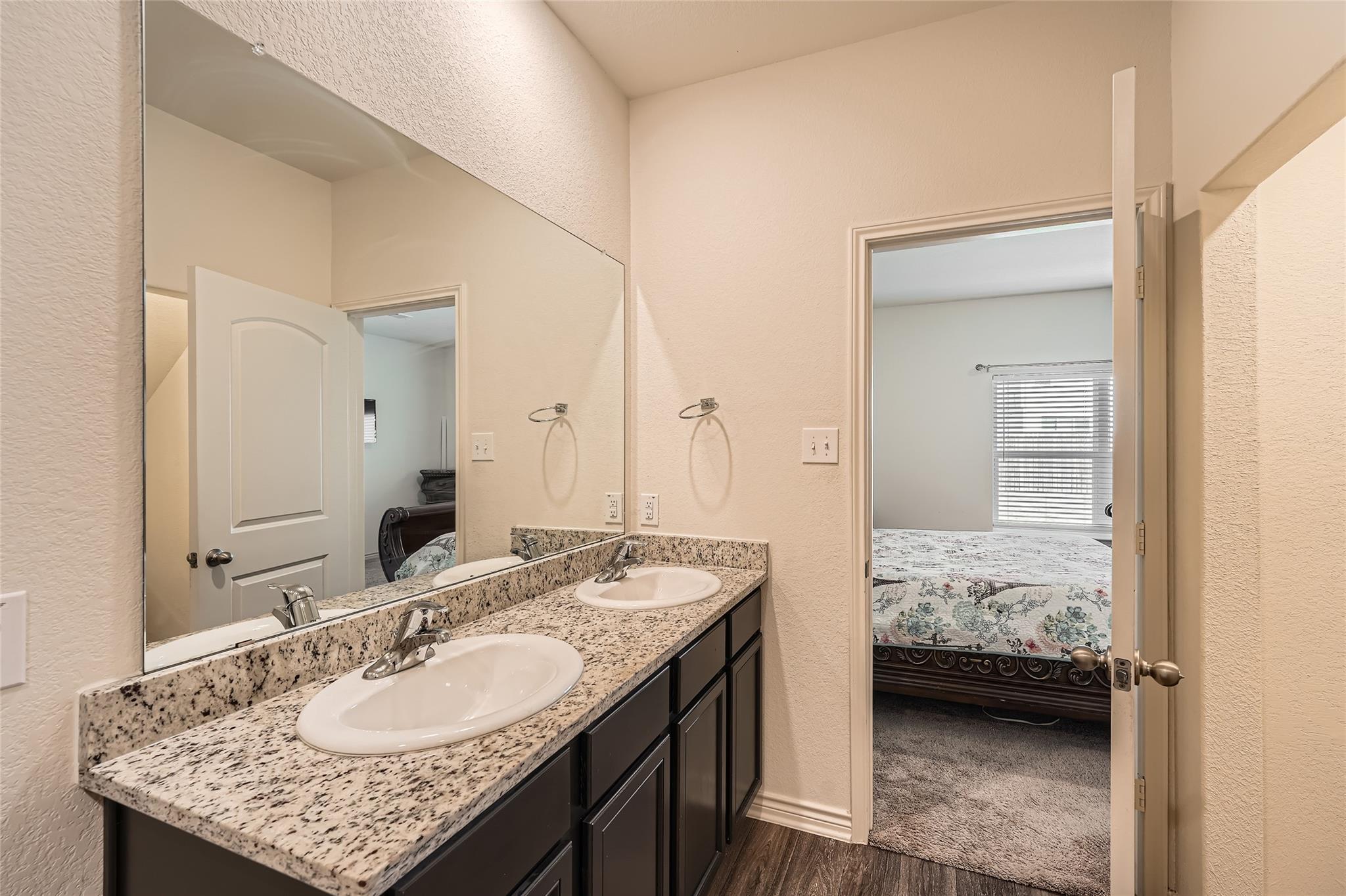 14513 Prairie Sod Ln, Elgin, TX 78621