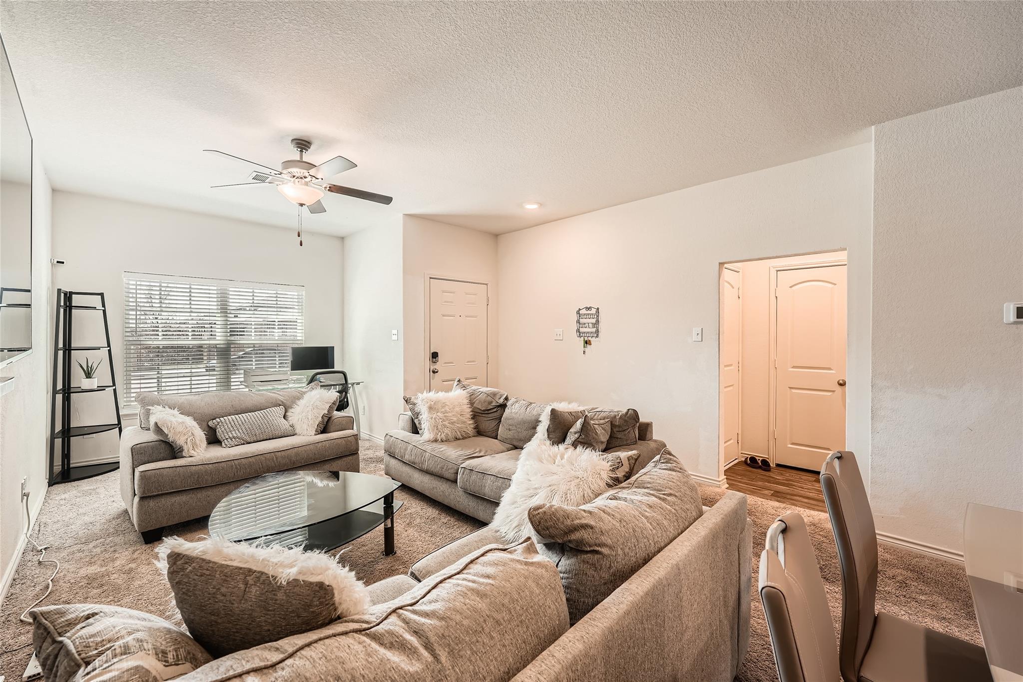 14513 Prairie Sod Ln, Elgin, TX 78621