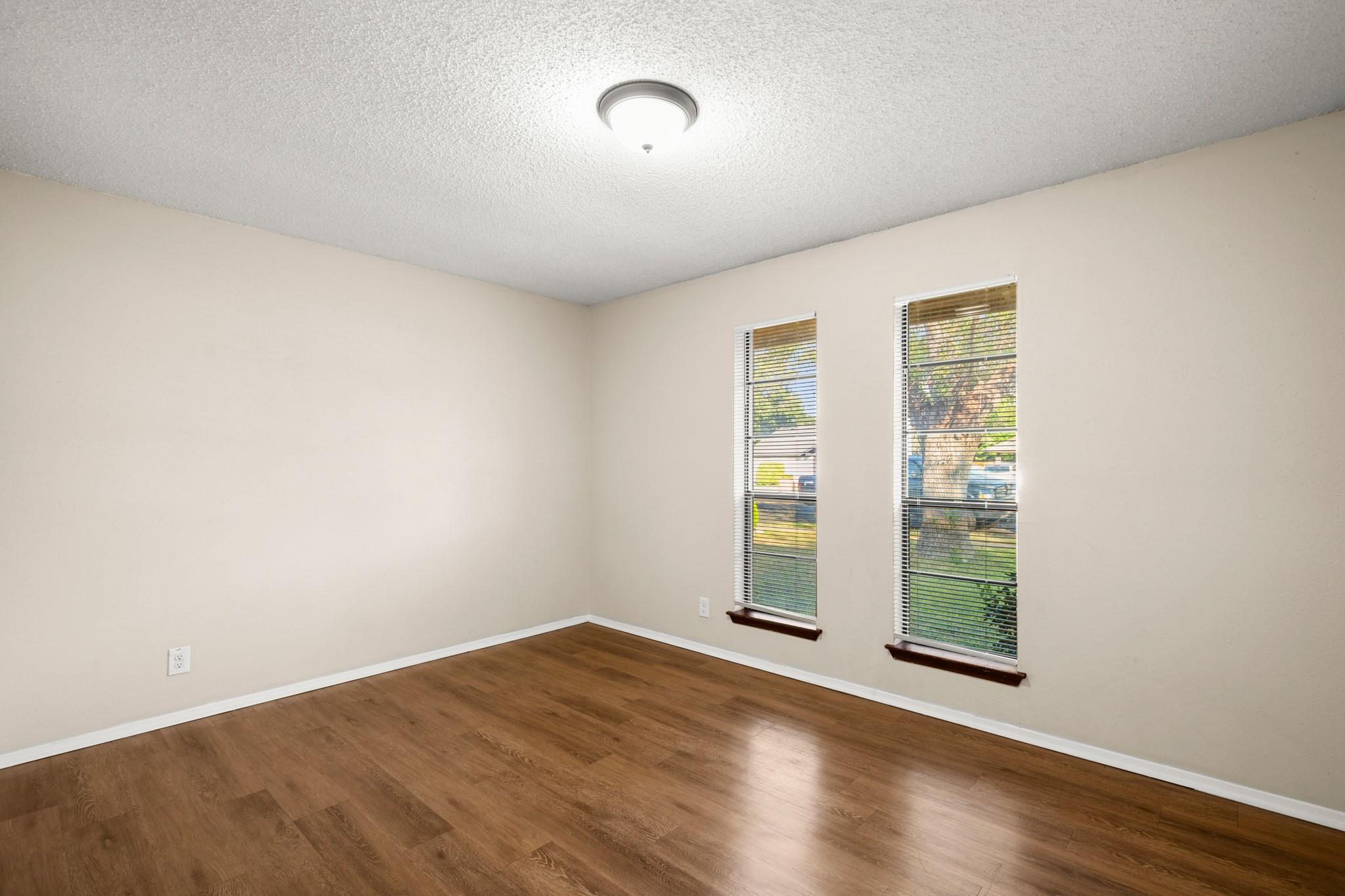 10703 PARKFIELD Dr, Austin, TX 78758