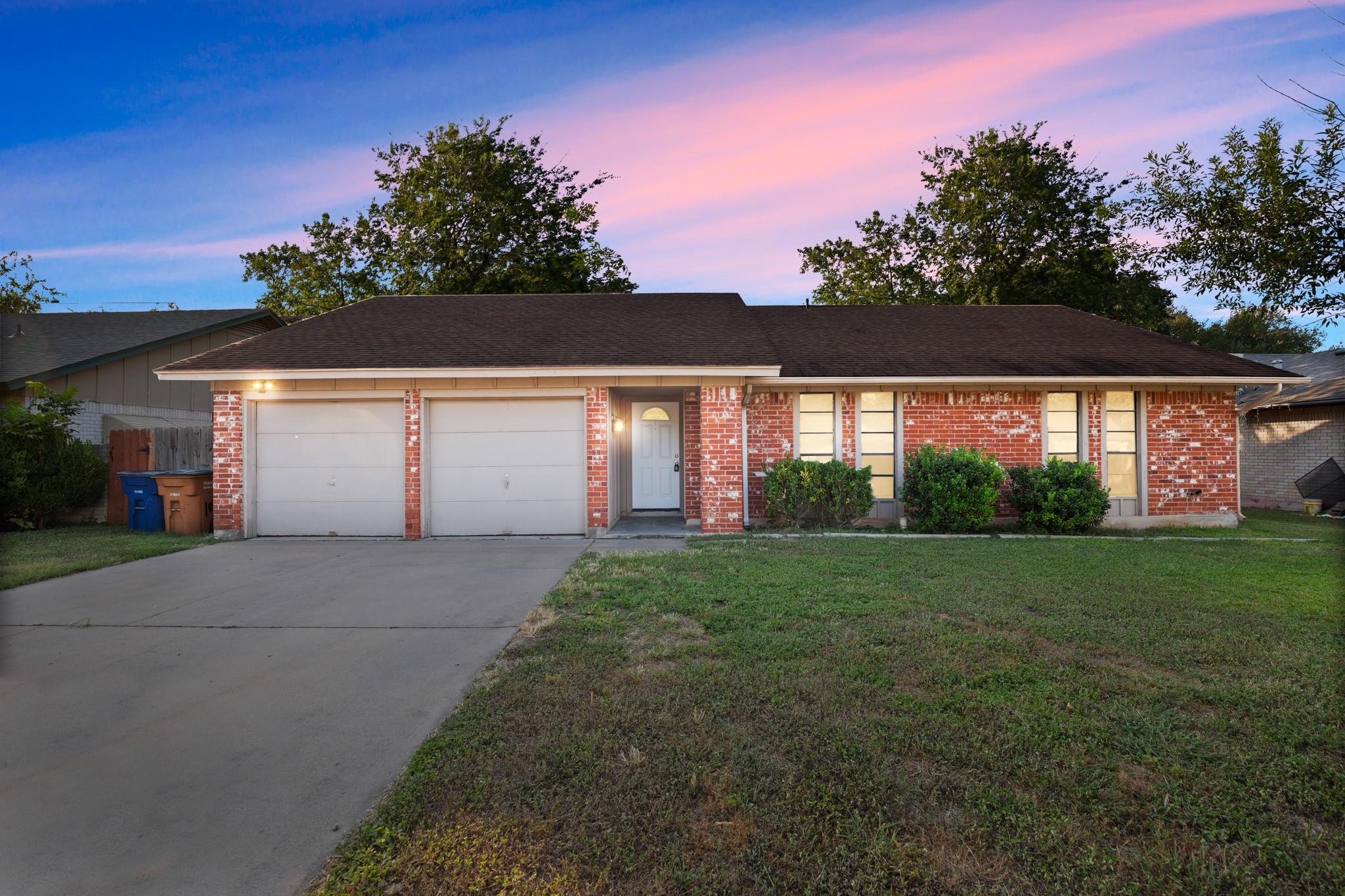 10703 PARKFIELD Dr, Austin, TX 78758
