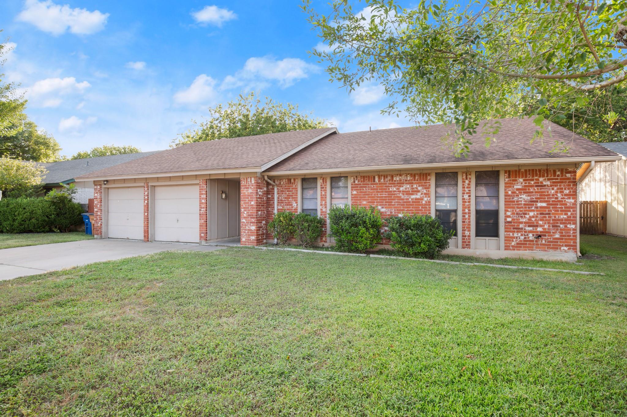 10703 PARKFIELD Dr, Austin, TX 78758