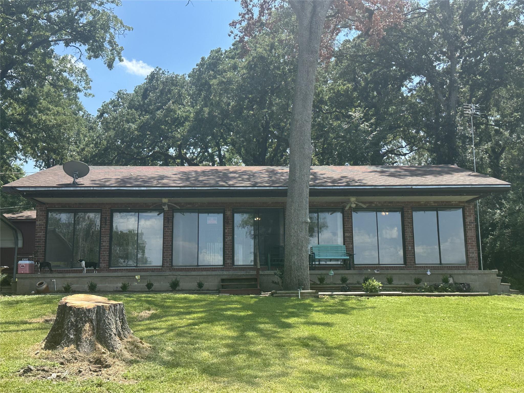 402 Lcr Redbud A, Mexia, TX 76667