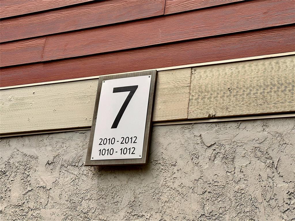 2215 Post Rd # 1010, Austin, TX 78704