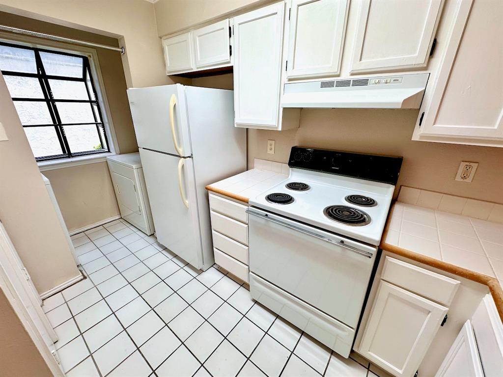 2215 Post Rd # 1010, Austin, TX 78704