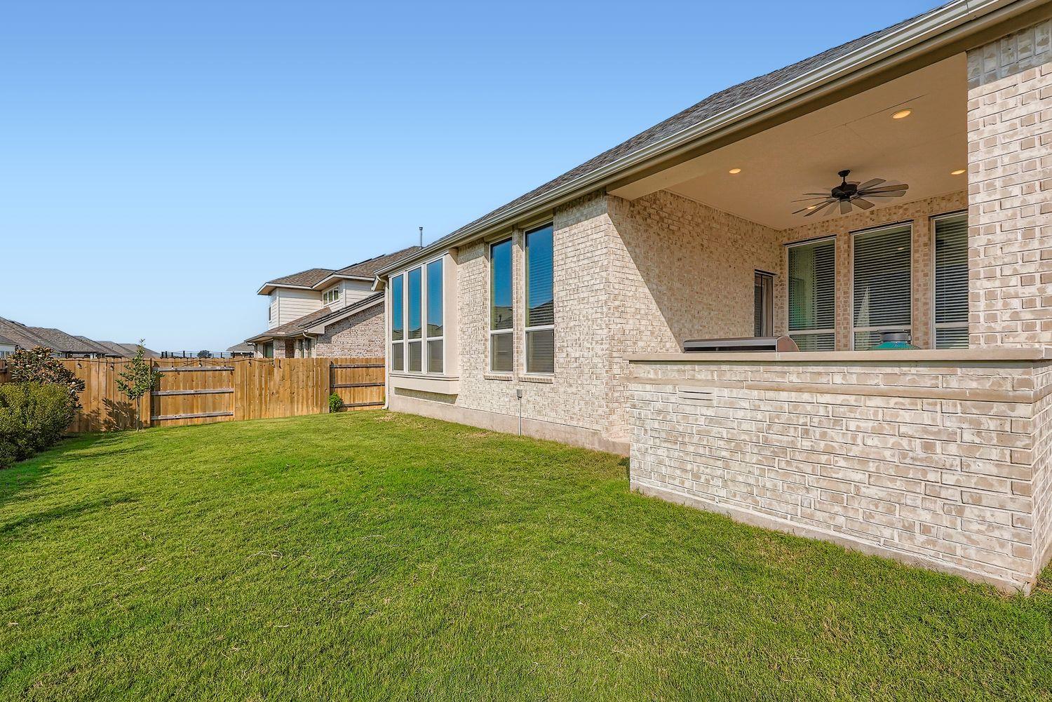 210 Bald Eagle Ln, Kyle, TX 78640