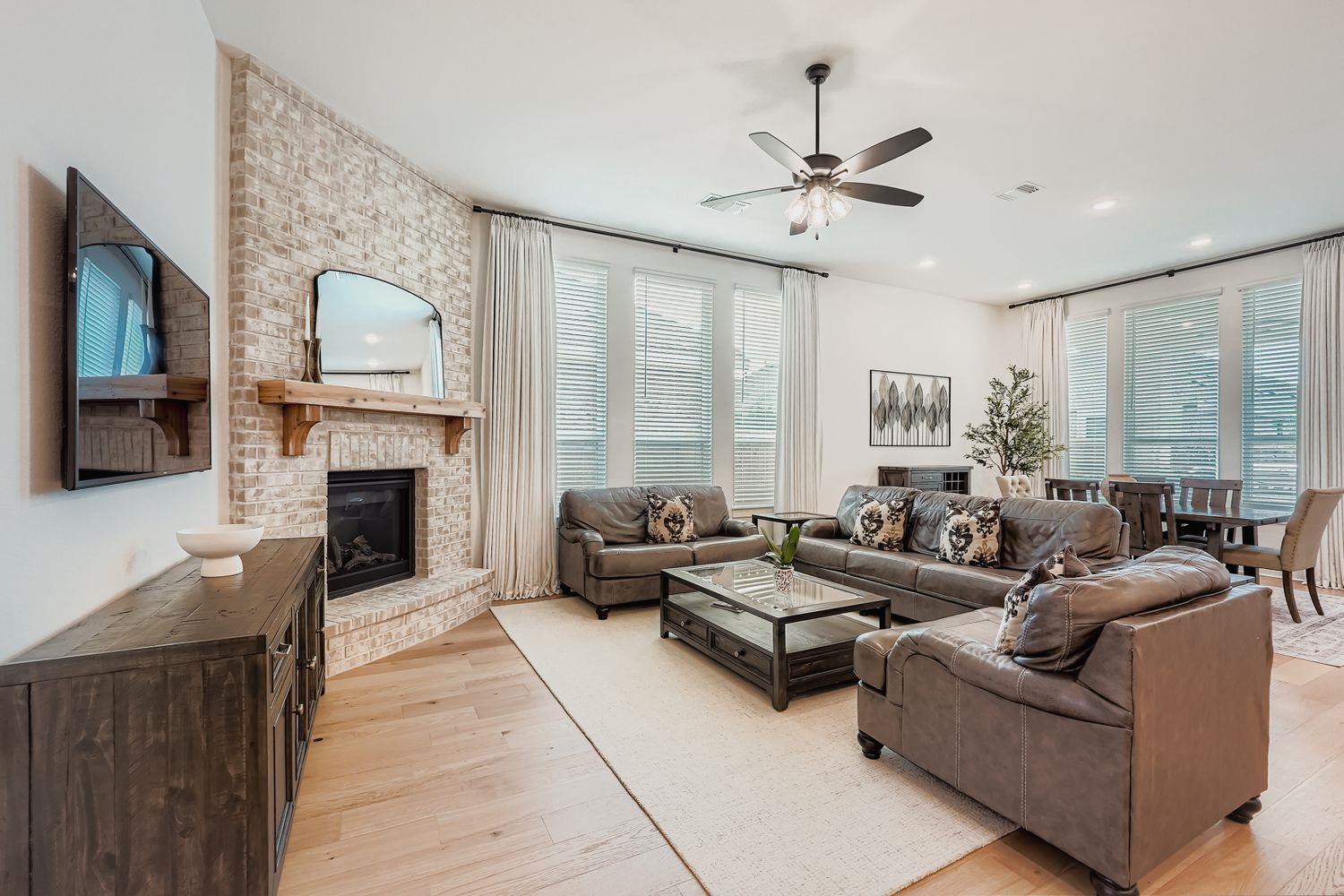 210 Bald Eagle Ln, Kyle, TX 78640