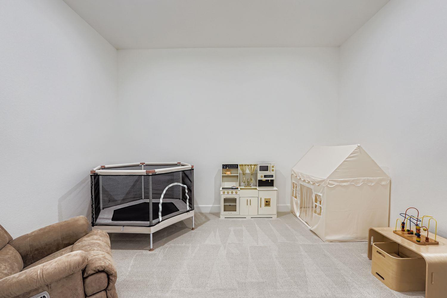 210 Bald Eagle Ln, Kyle, TX 78640