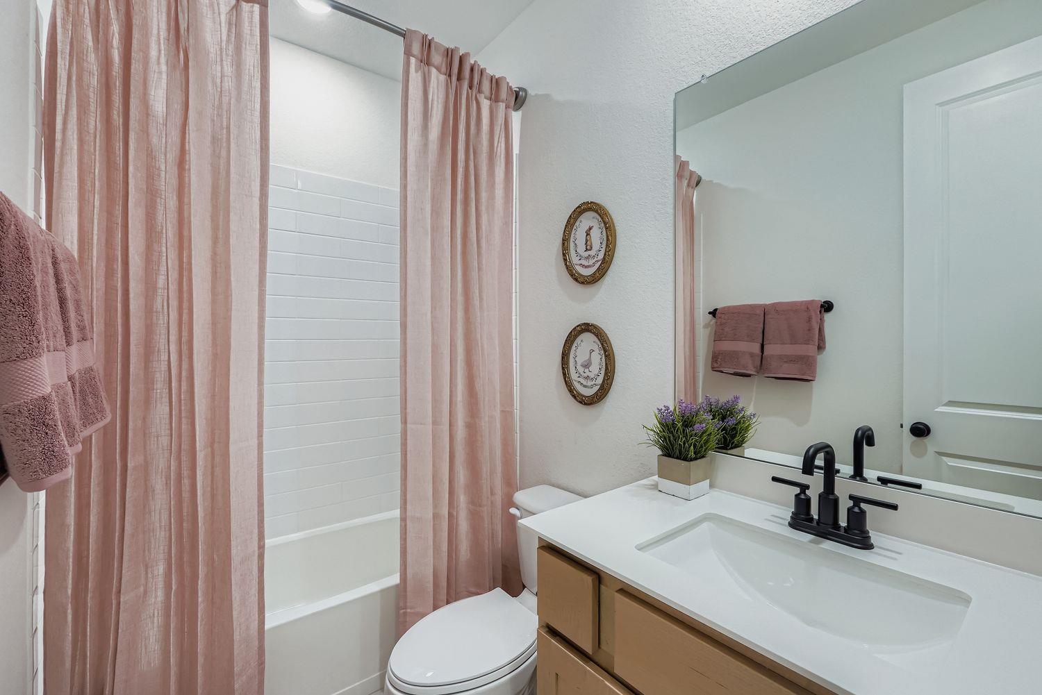 210 Bald Eagle Ln, Kyle, TX 78640