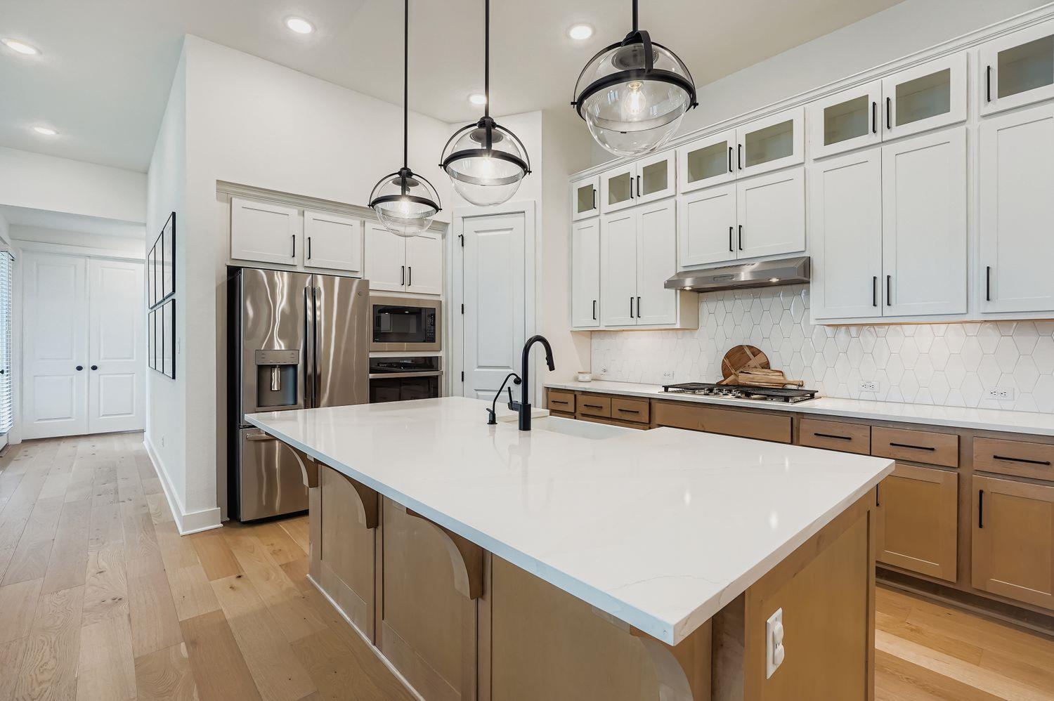 210 Bald Eagle Ln, Kyle, TX 78640