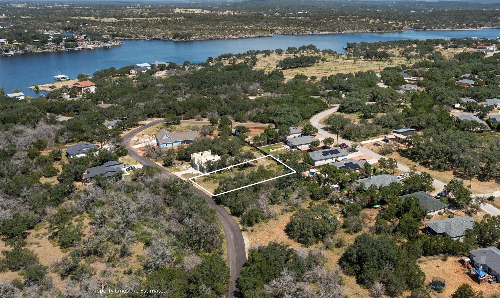 21800 Cardinal Ave, Lago Vista, TX 78645