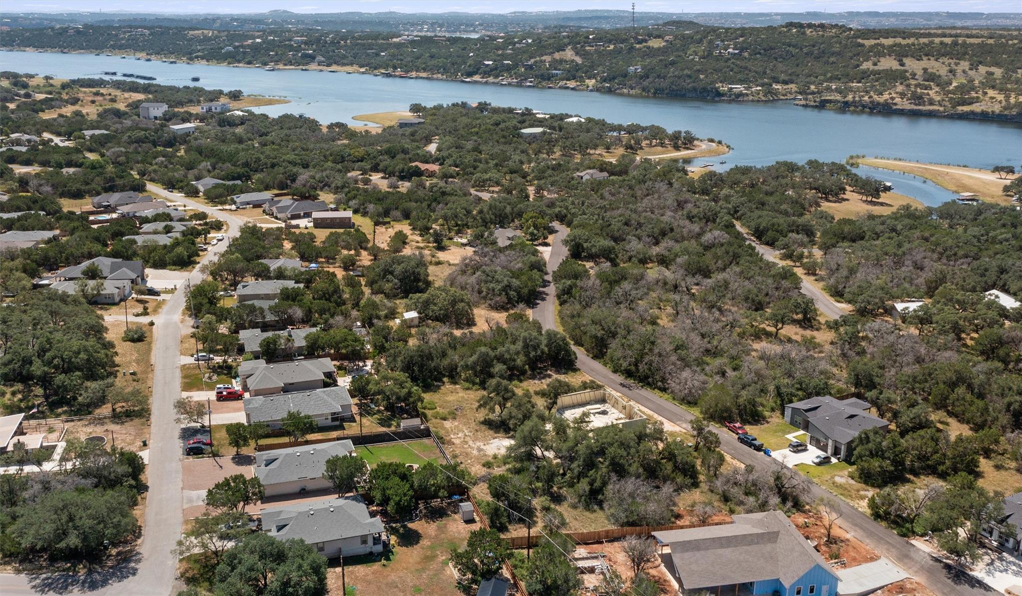 21800 Cardinal Ave, Lago Vista, TX 78645