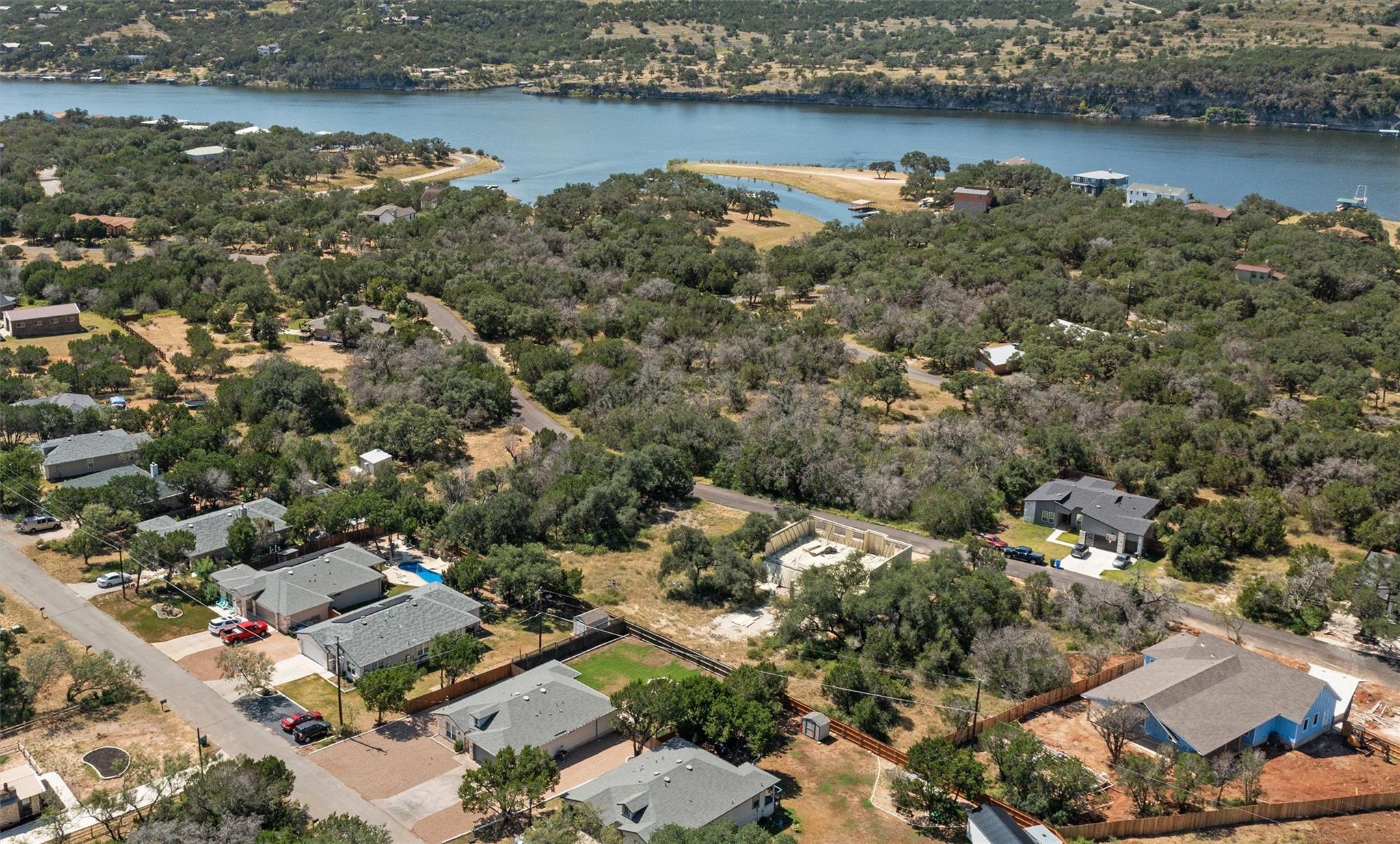 21800 Cardinal Ave, Lago Vista, TX 78645