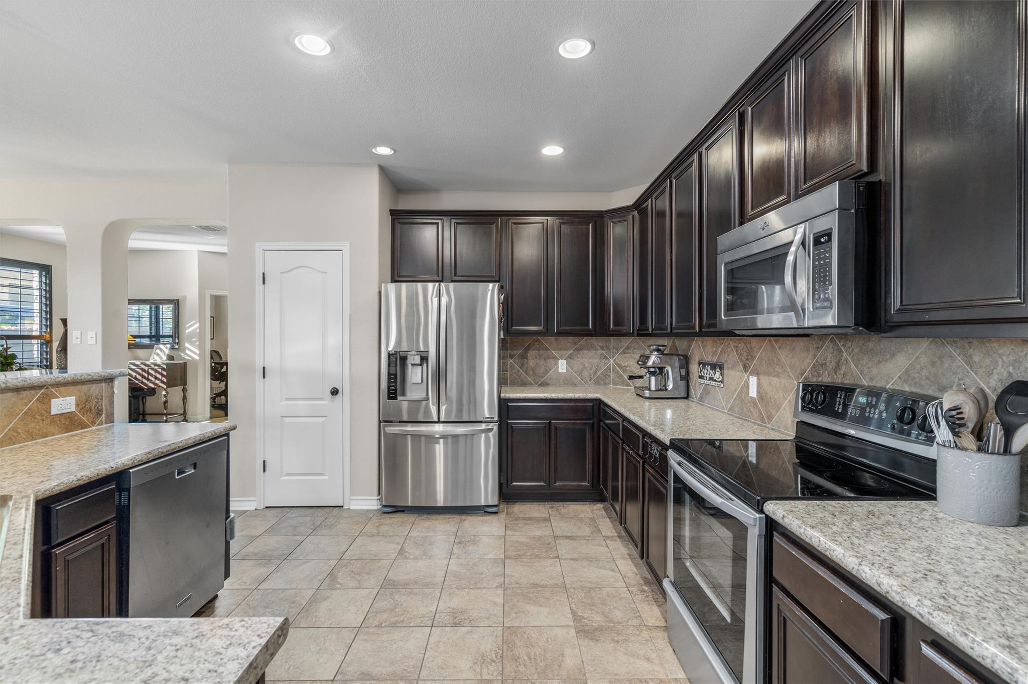 2306 McKendrick Dr, Cedar Park, TX 78613