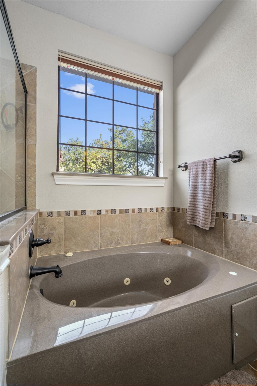 2306 McKendrick Dr, Cedar Park, TX 78613