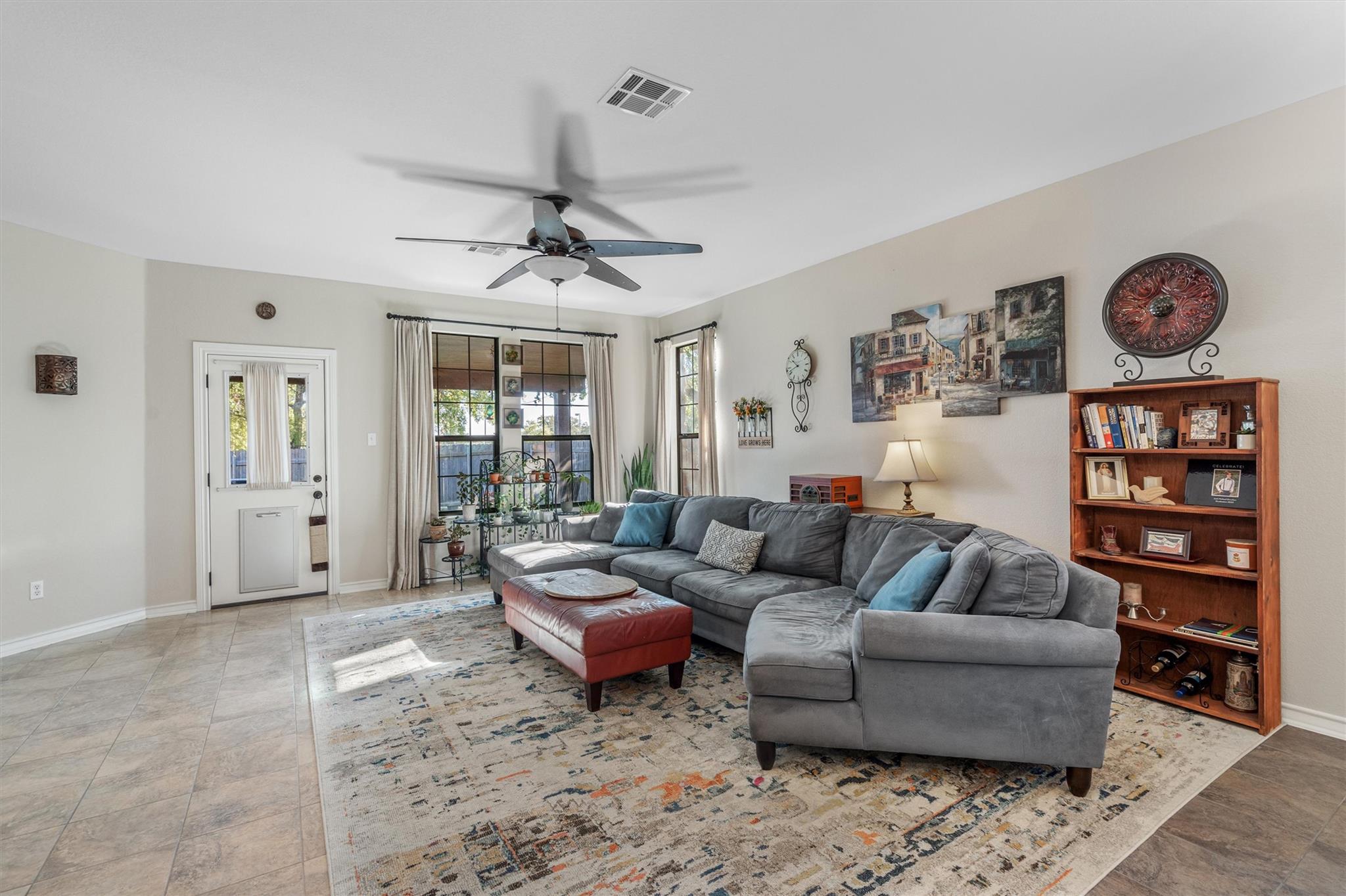 2306 McKendrick Dr, Cedar Park, TX 78613