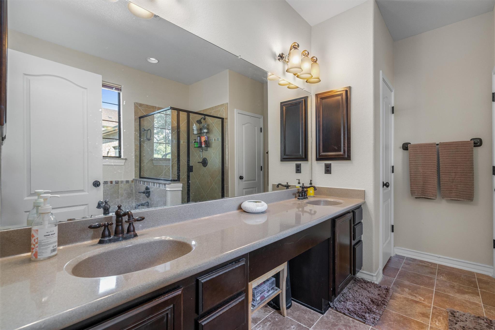 2306 McKendrick Dr, Cedar Park, TX 78613