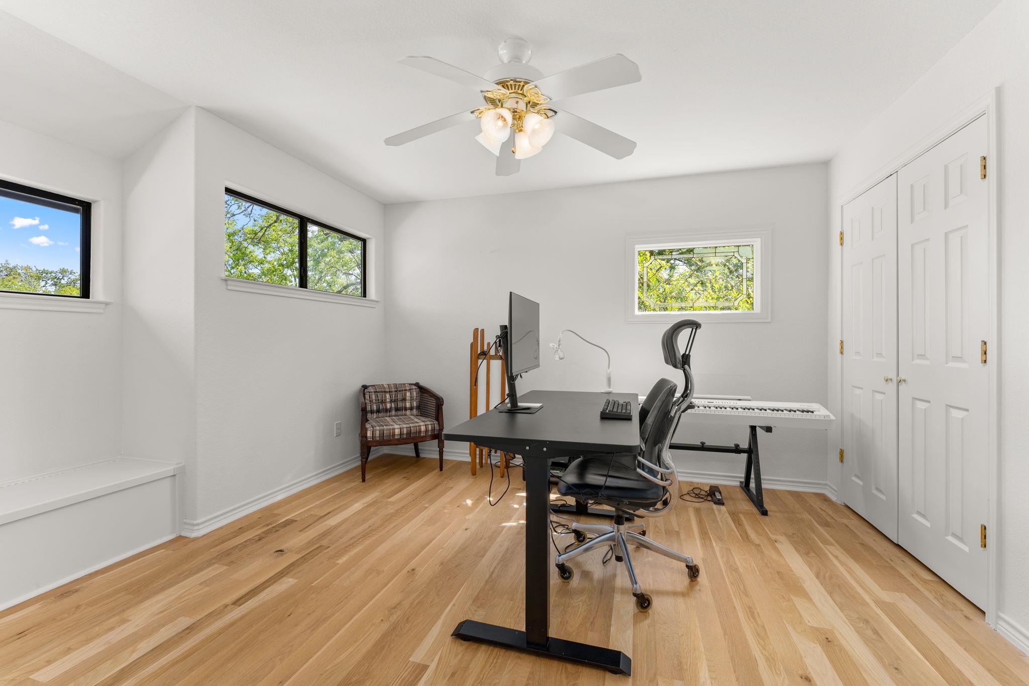 800 Spur 191, Spicewood, TX 78669