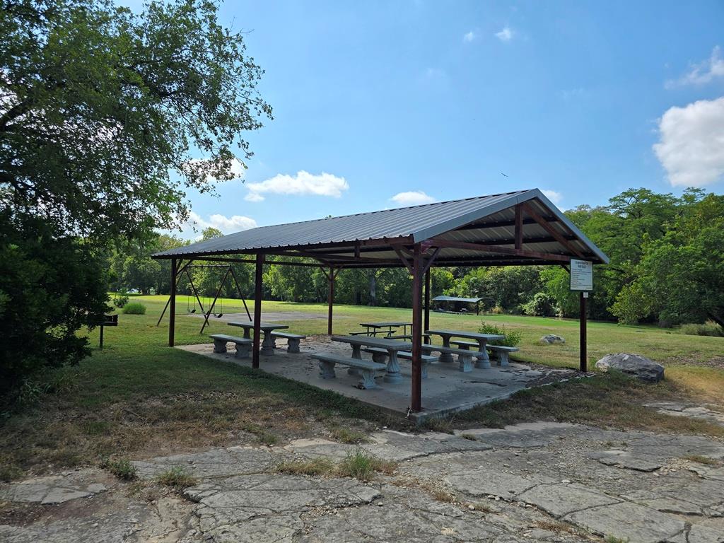 639 Bluff Ridge Ct, New Braunfels, TX 78132