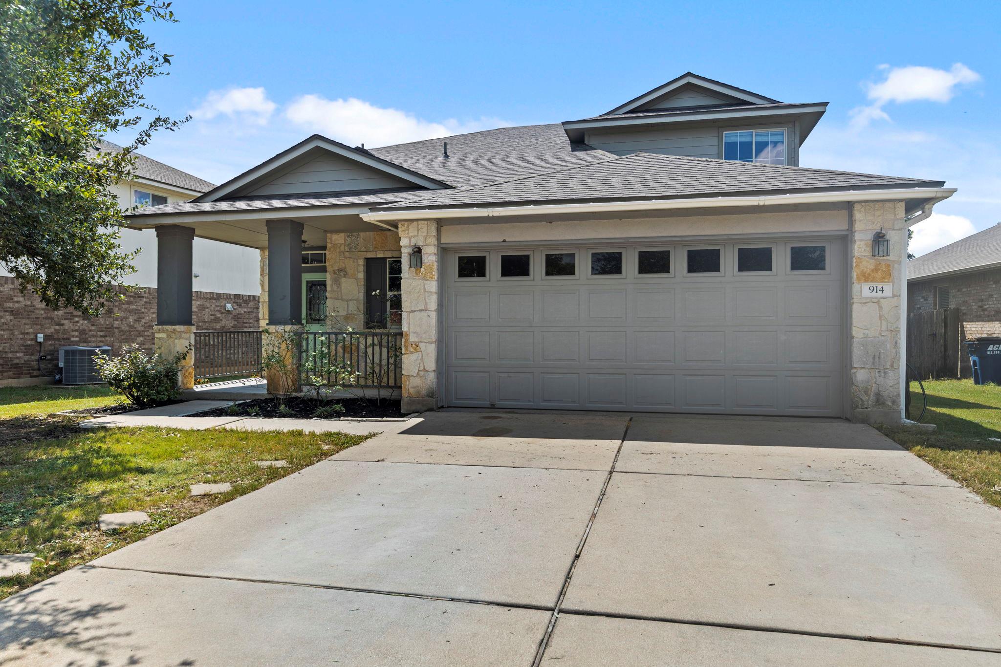 914 Aiken Dr, Leander, TX 78641