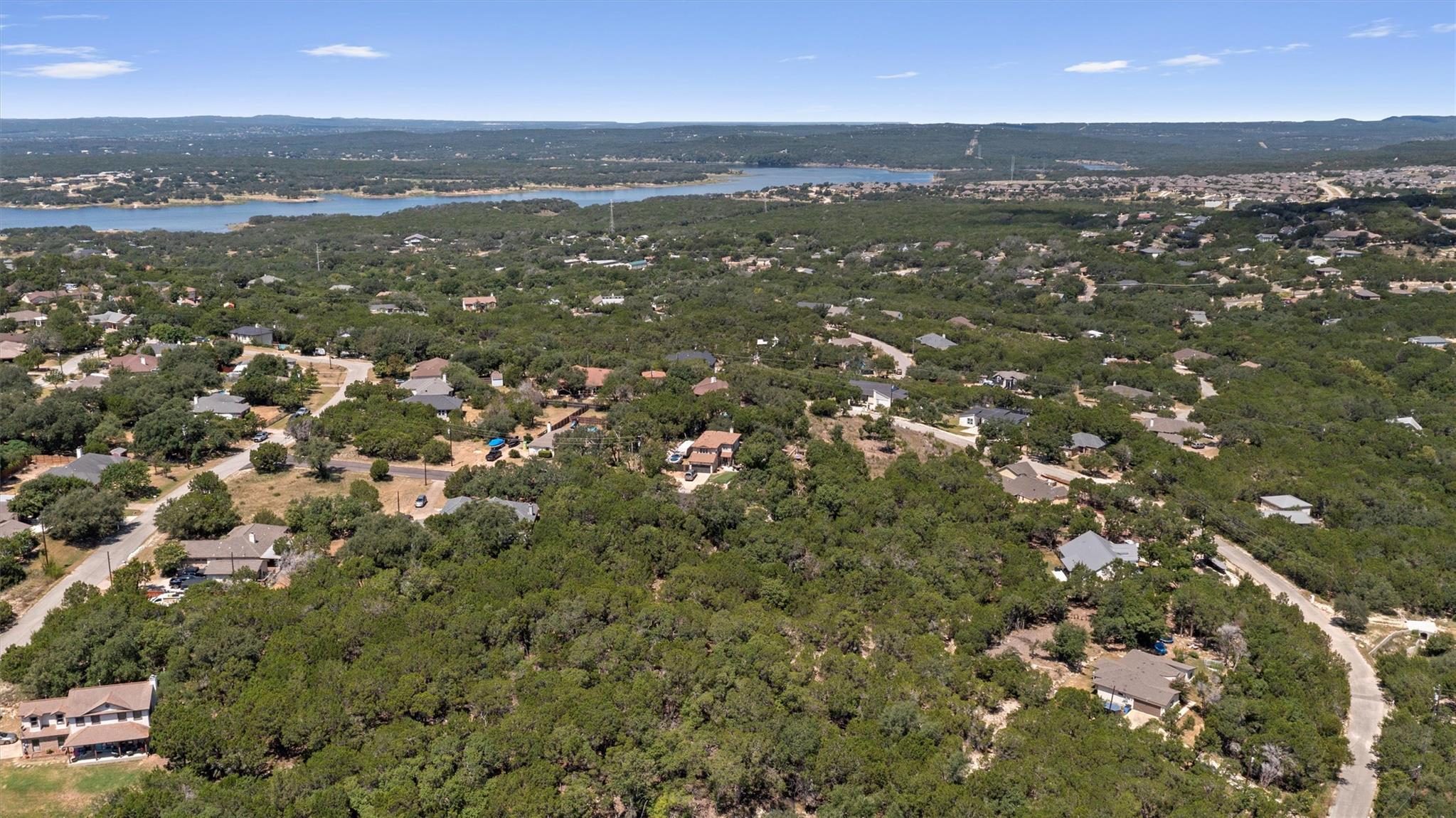 7405 Little Oak Cir, Lago Vista, TX 78645