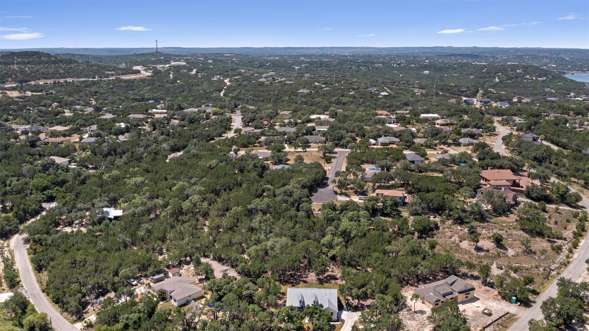 7405 Little Oak Cir, Lago Vista, TX 78645