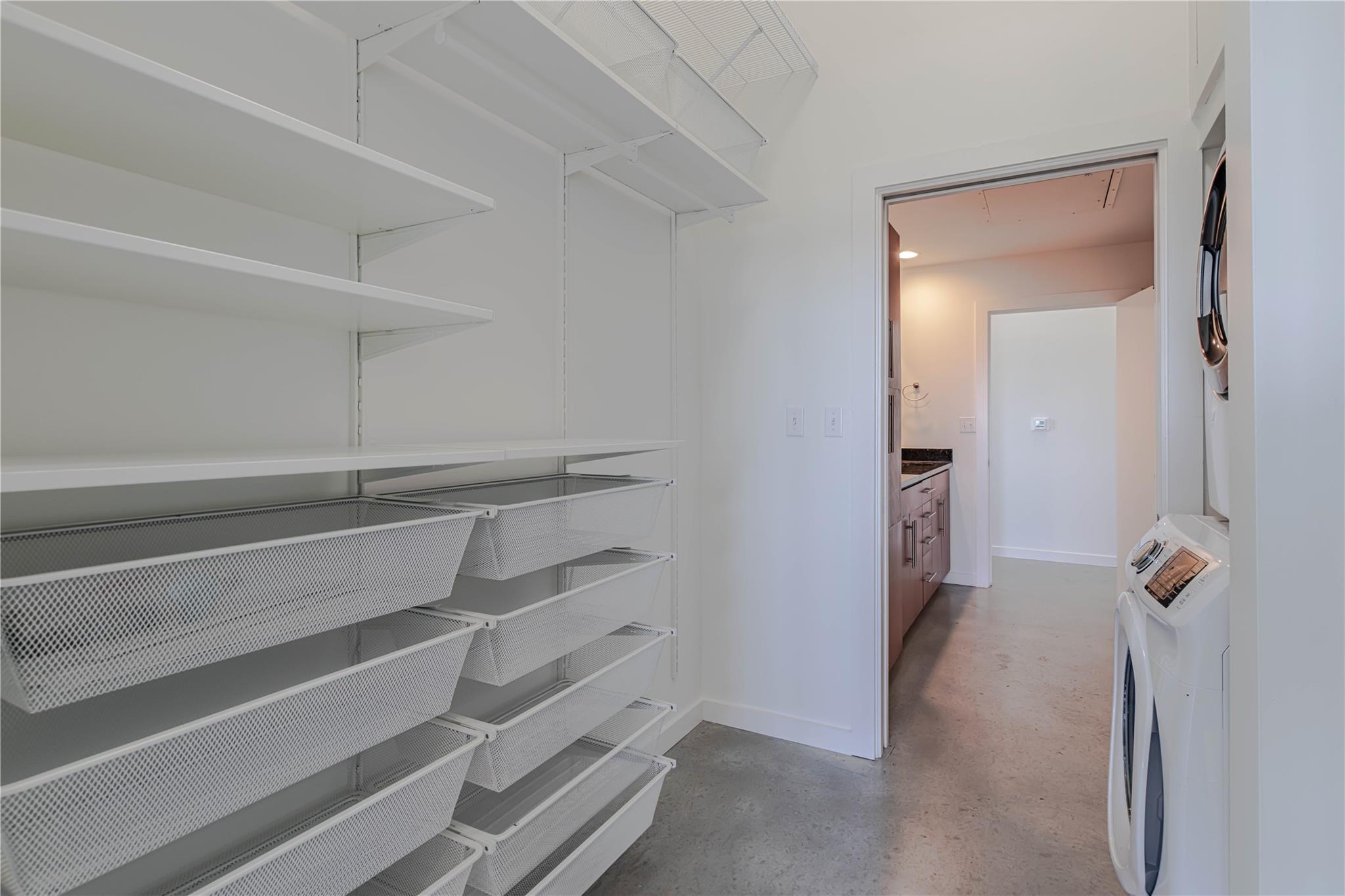 2235 E 6th St # 404, Austin, TX 78702