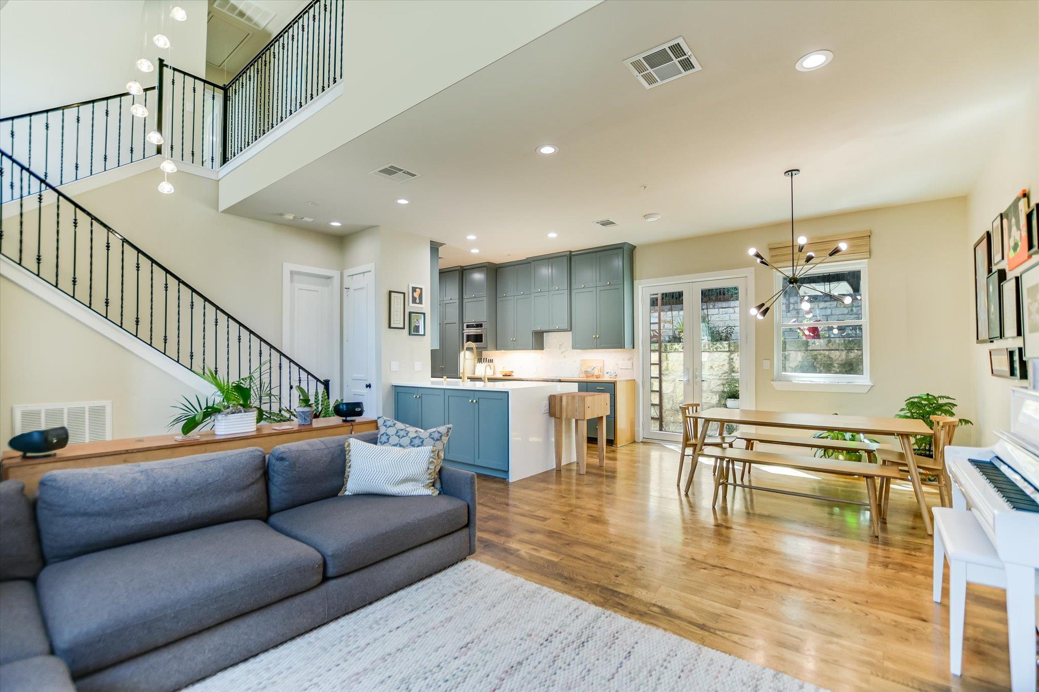 1529 Barton Springs Road Rd # 24, Austin, TX 78704