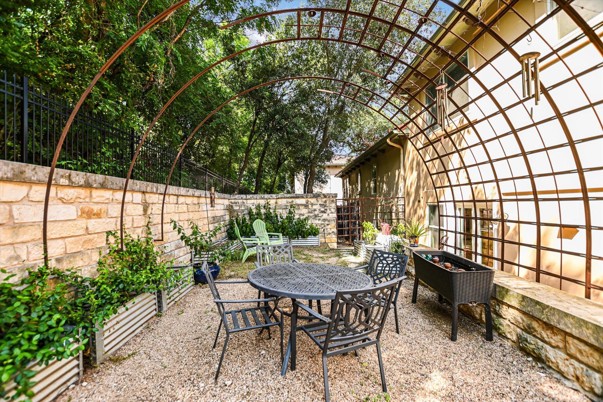 1529 Barton Springs Road Rd # 24, Austin, TX 78704