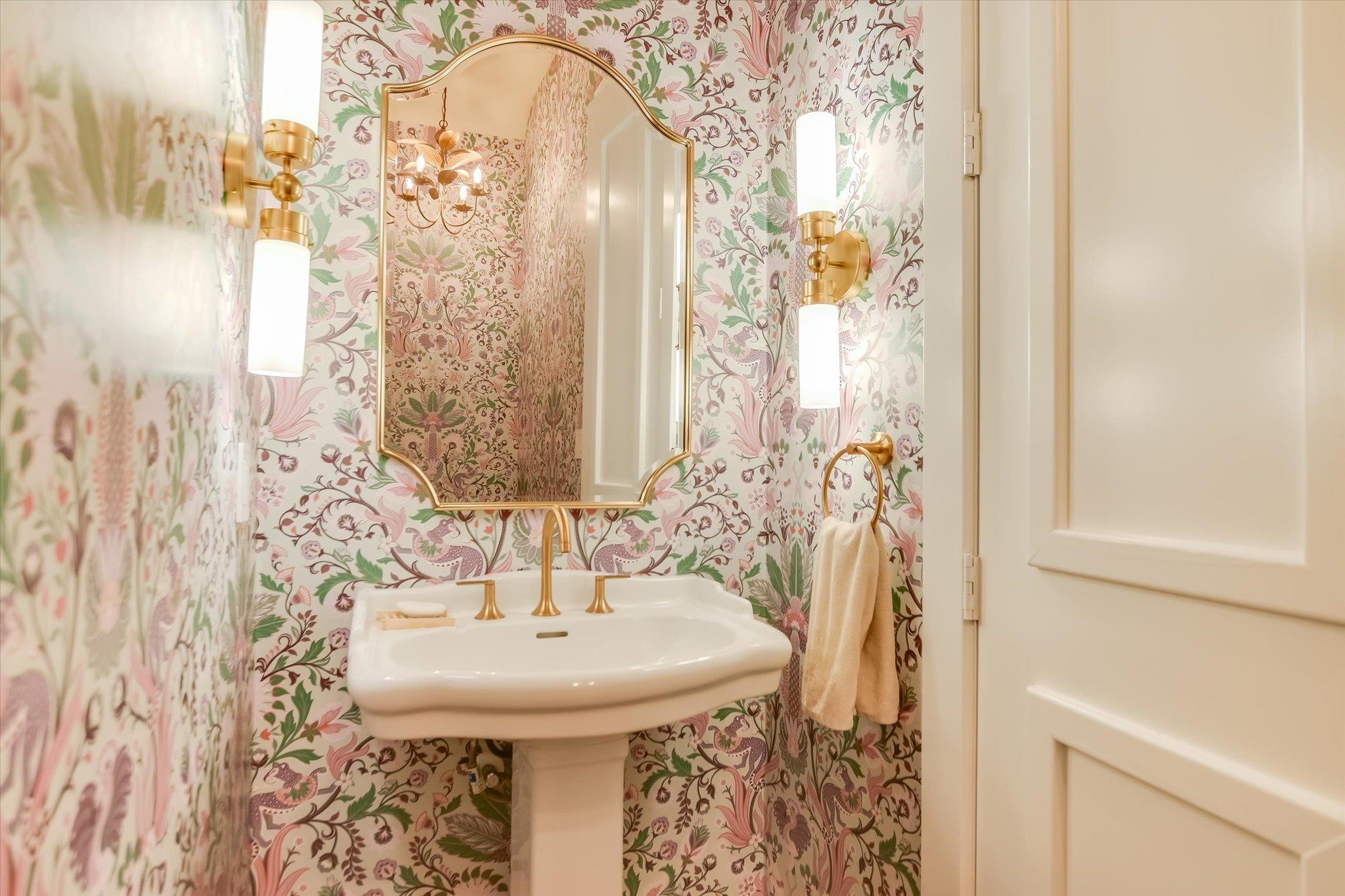 1529 Barton Springs Road Rd # 24, Austin, TX 78704