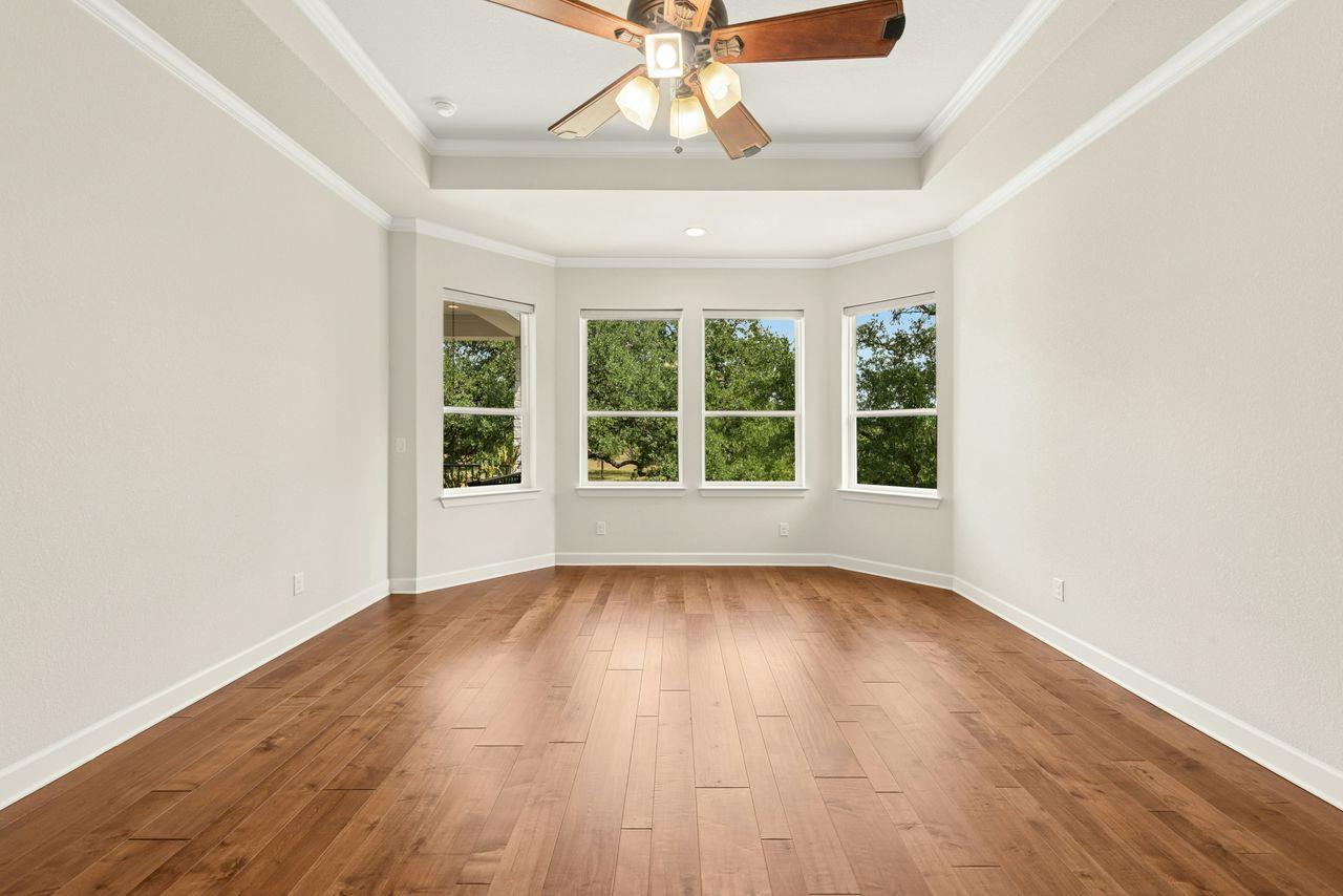 208 Double Horn Trl, Spicewood, TX 78669