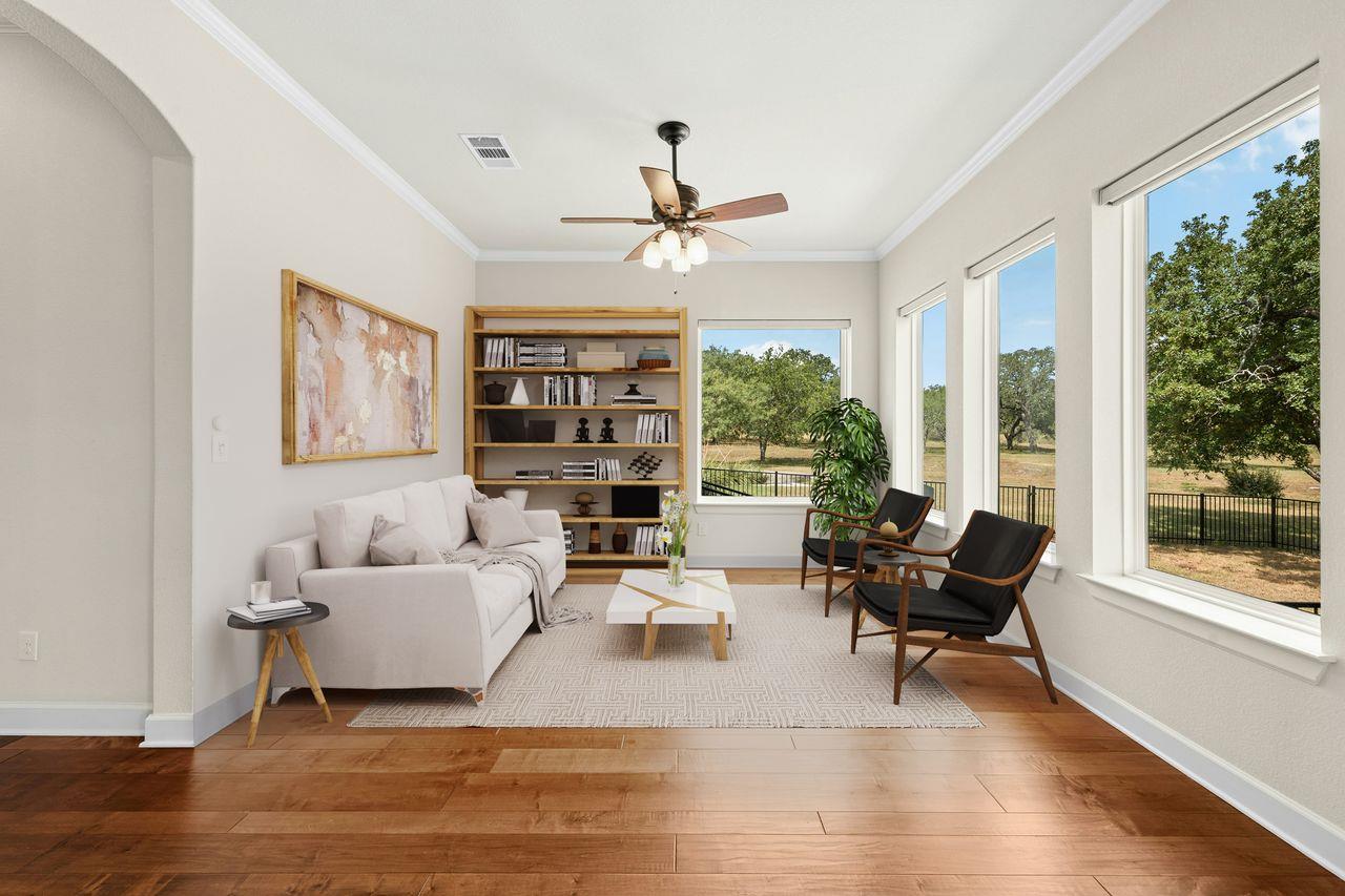 208 Double Horn Trl, Spicewood, TX 78669