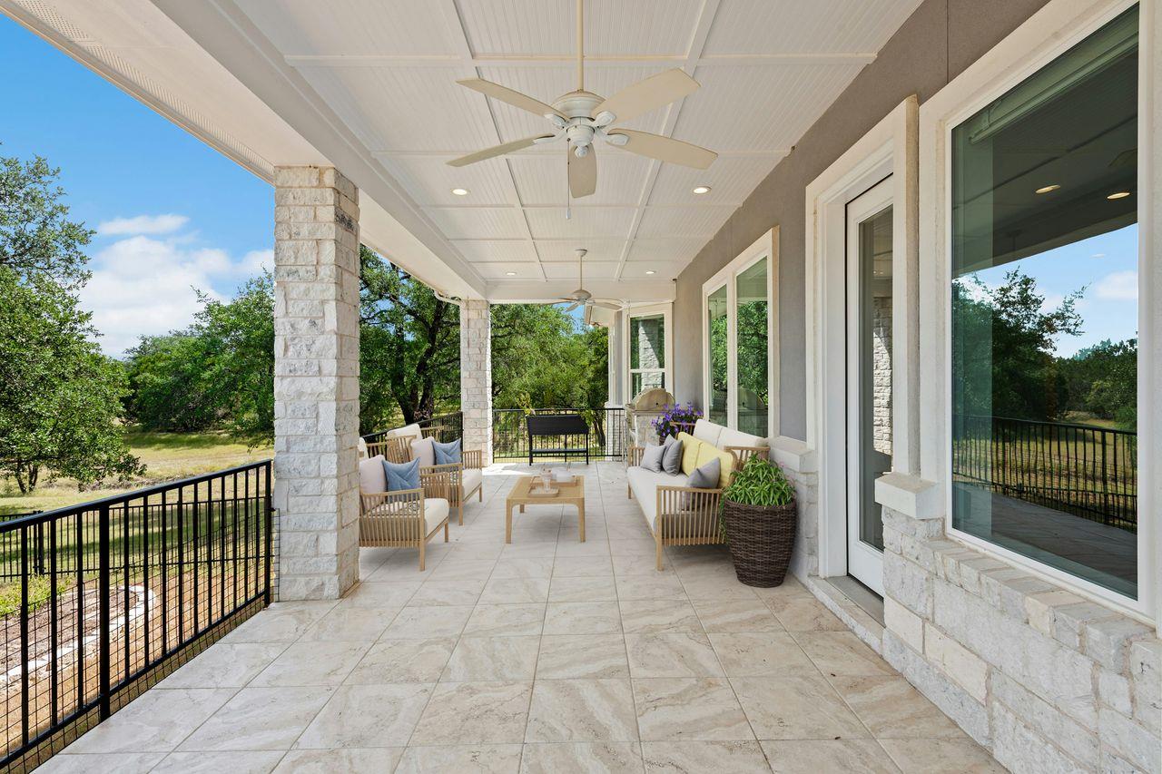 208 Double Horn Trl, Spicewood, TX 78669