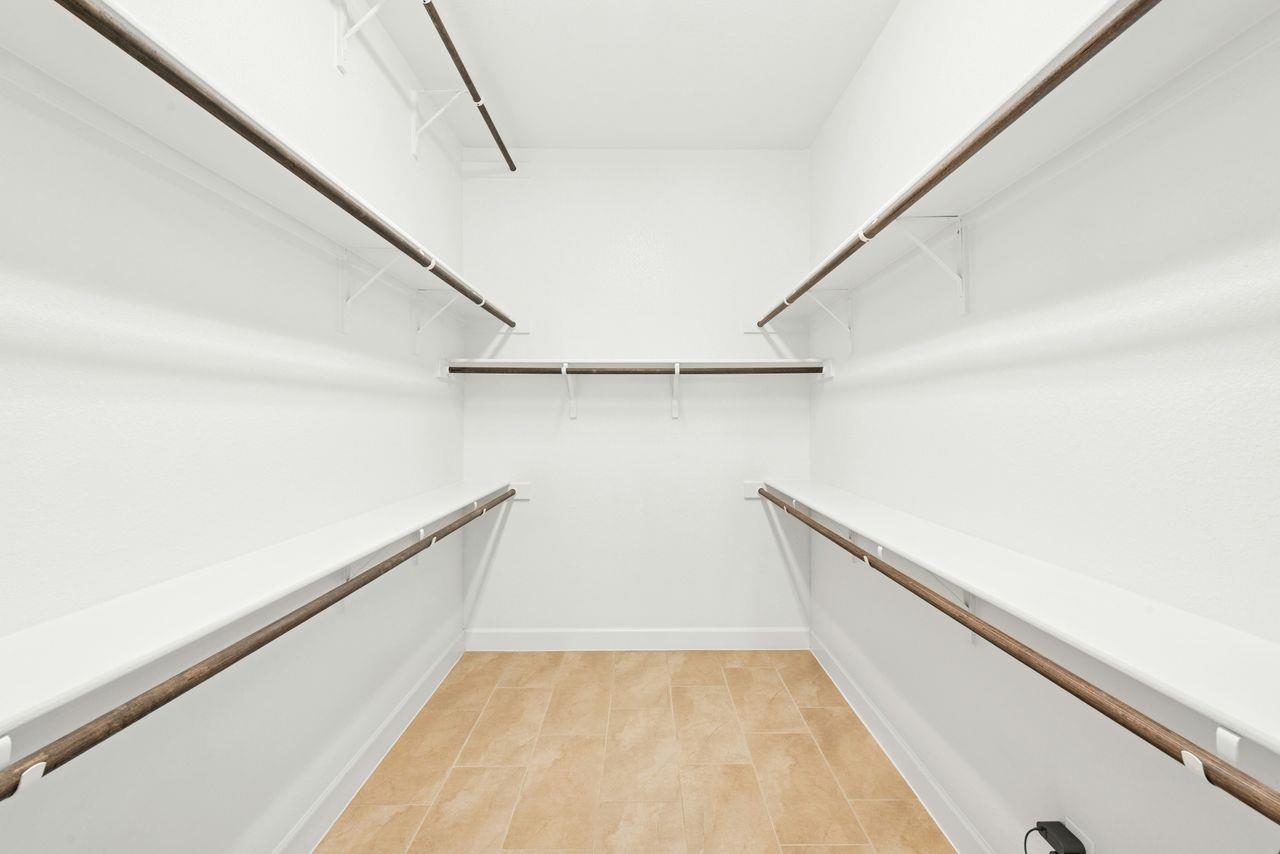 208 Double Horn Trl, Spicewood, TX 78669