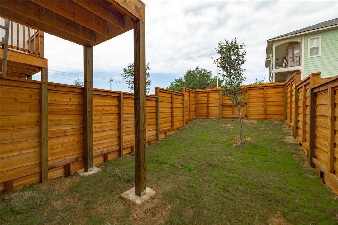 21201 Portsmouth Cv # 4, Lago Vista, TX 78645