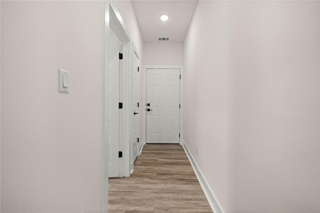 21201 Portsmouth Cv # 4, Lago Vista, TX 78645