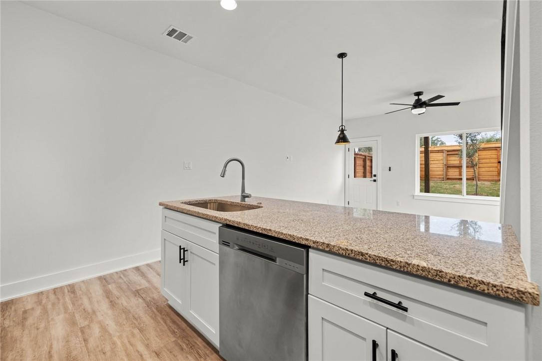 21201 Portsmouth Cv # 4, Lago Vista, TX 78645