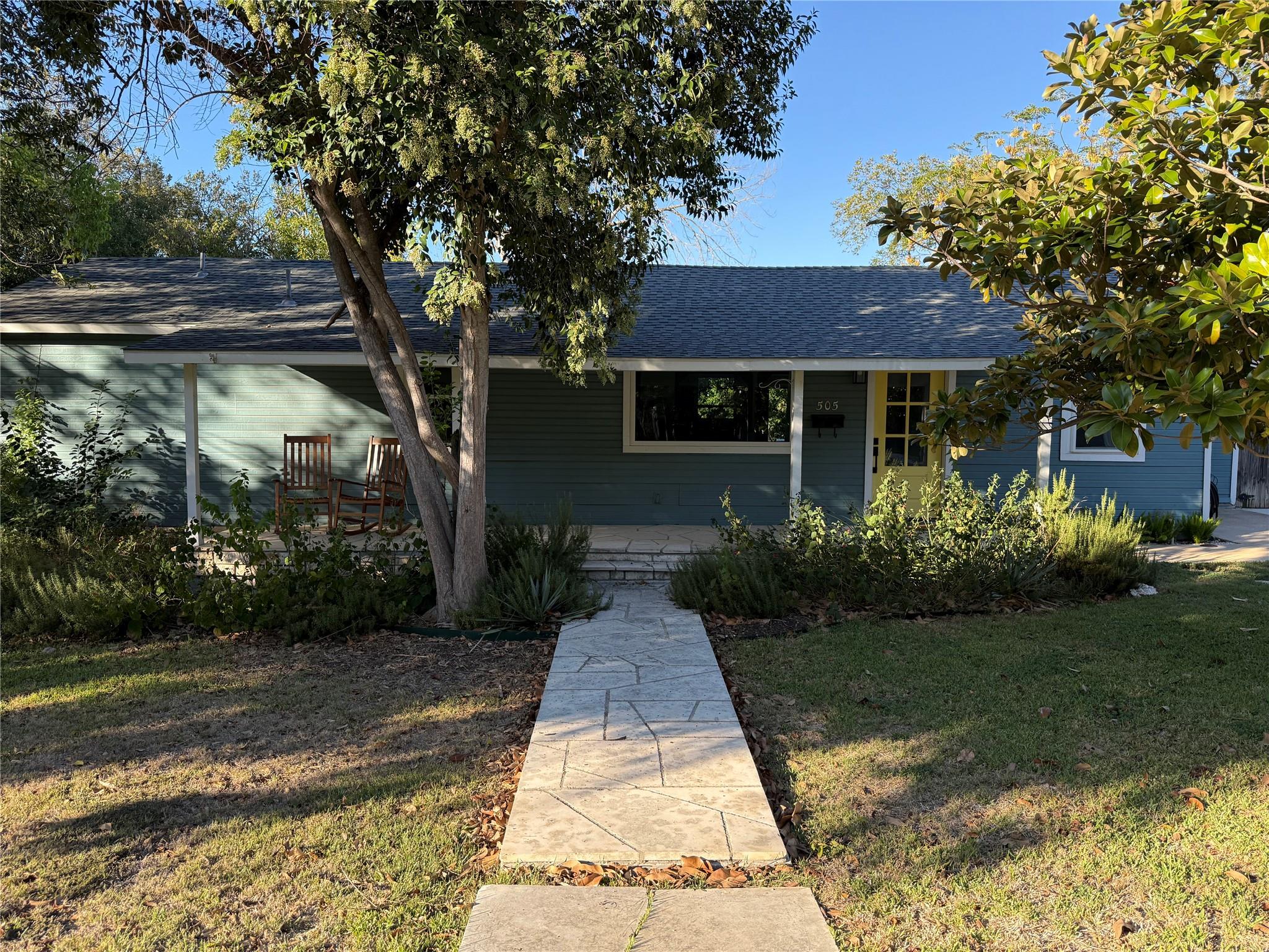 505 E 4th St, Georgetown, TX 78626