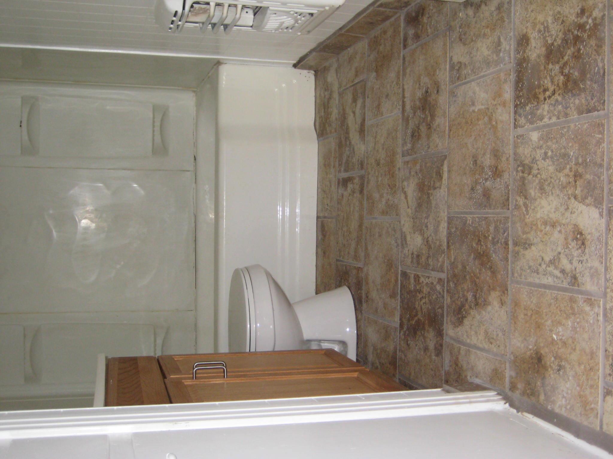 205 Oscar St, Taylor, TX 76574