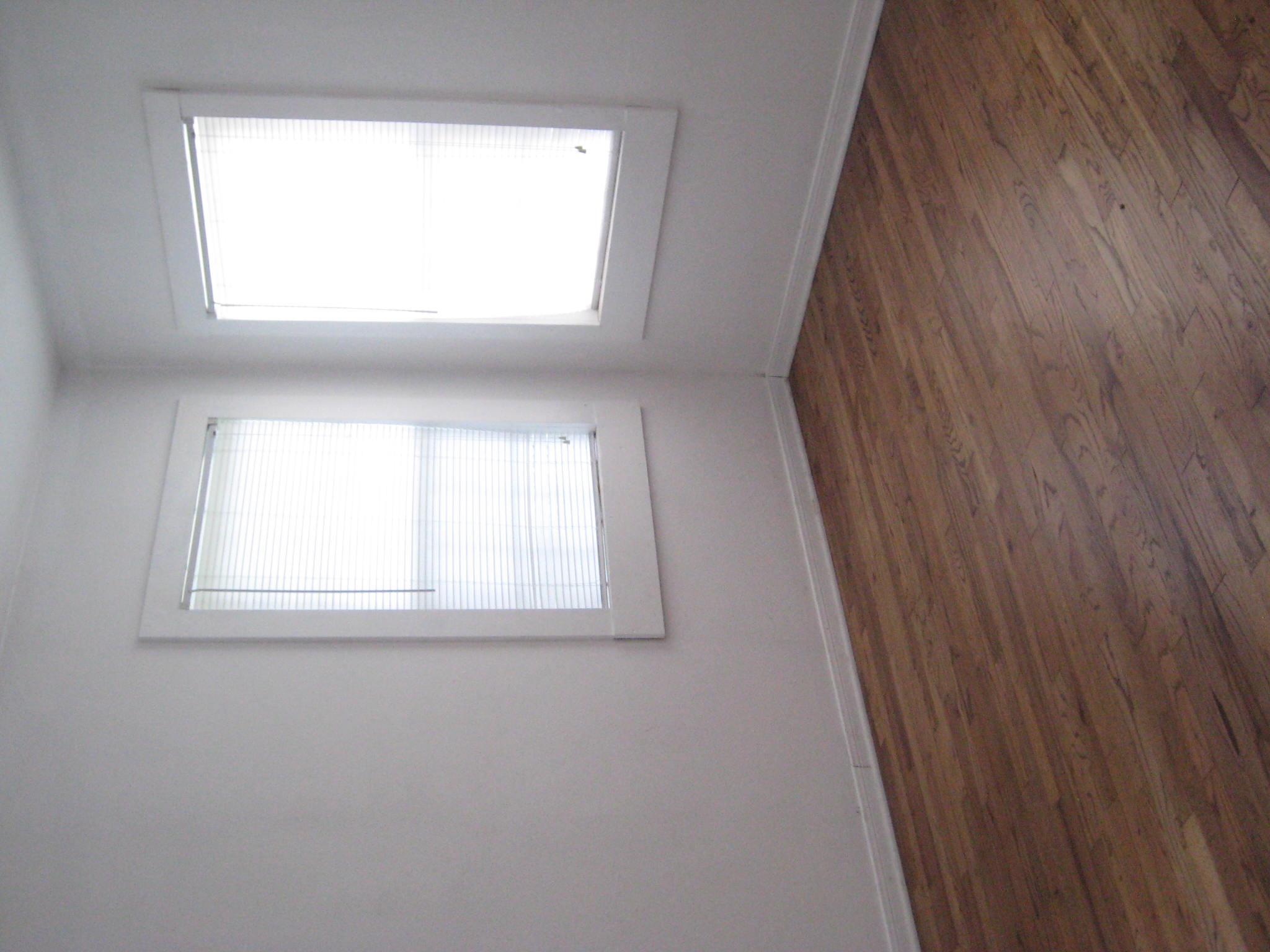 205 Oscar St, Taylor, TX 76574