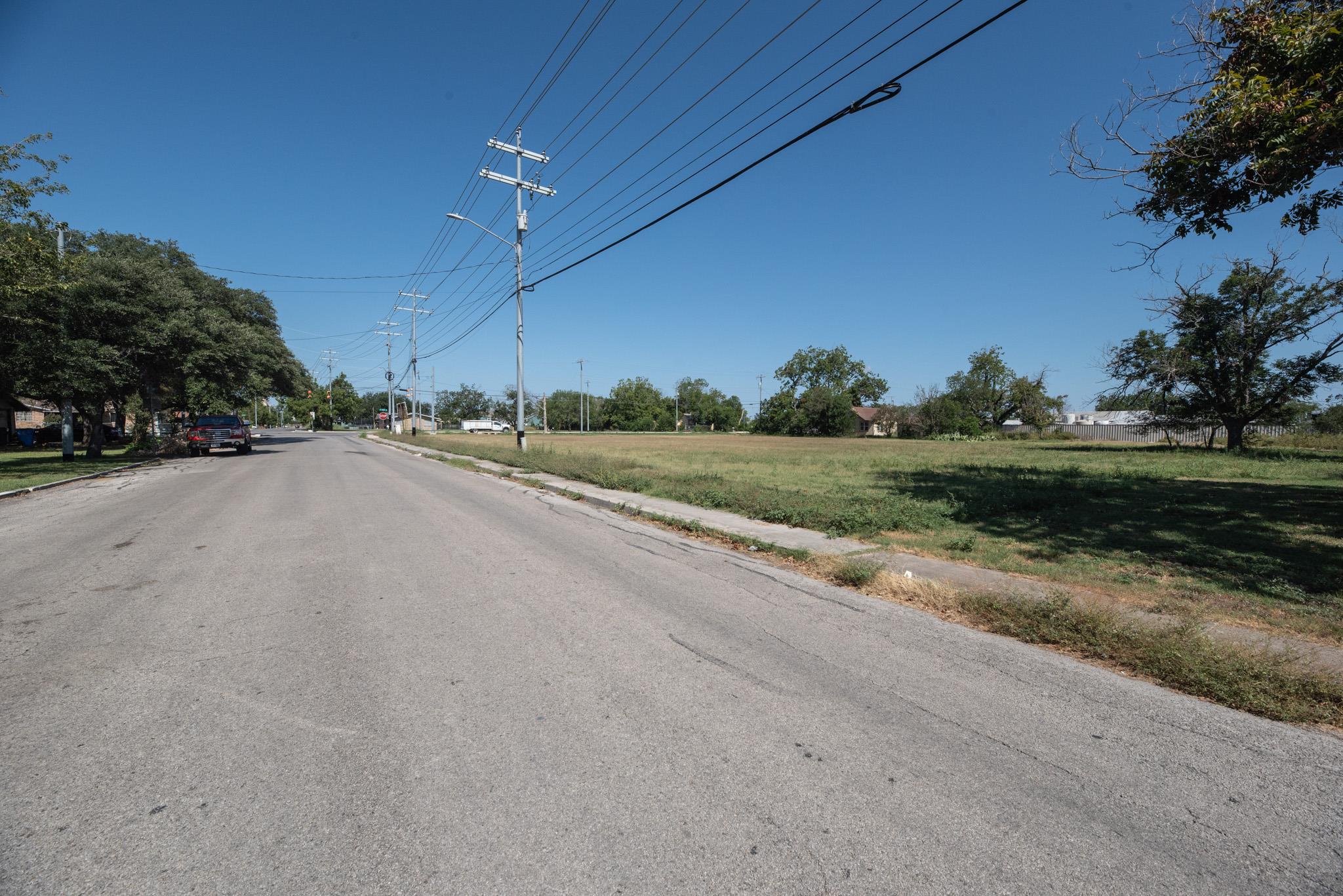 TBD AUSTIN St, Seguin, TX 78155