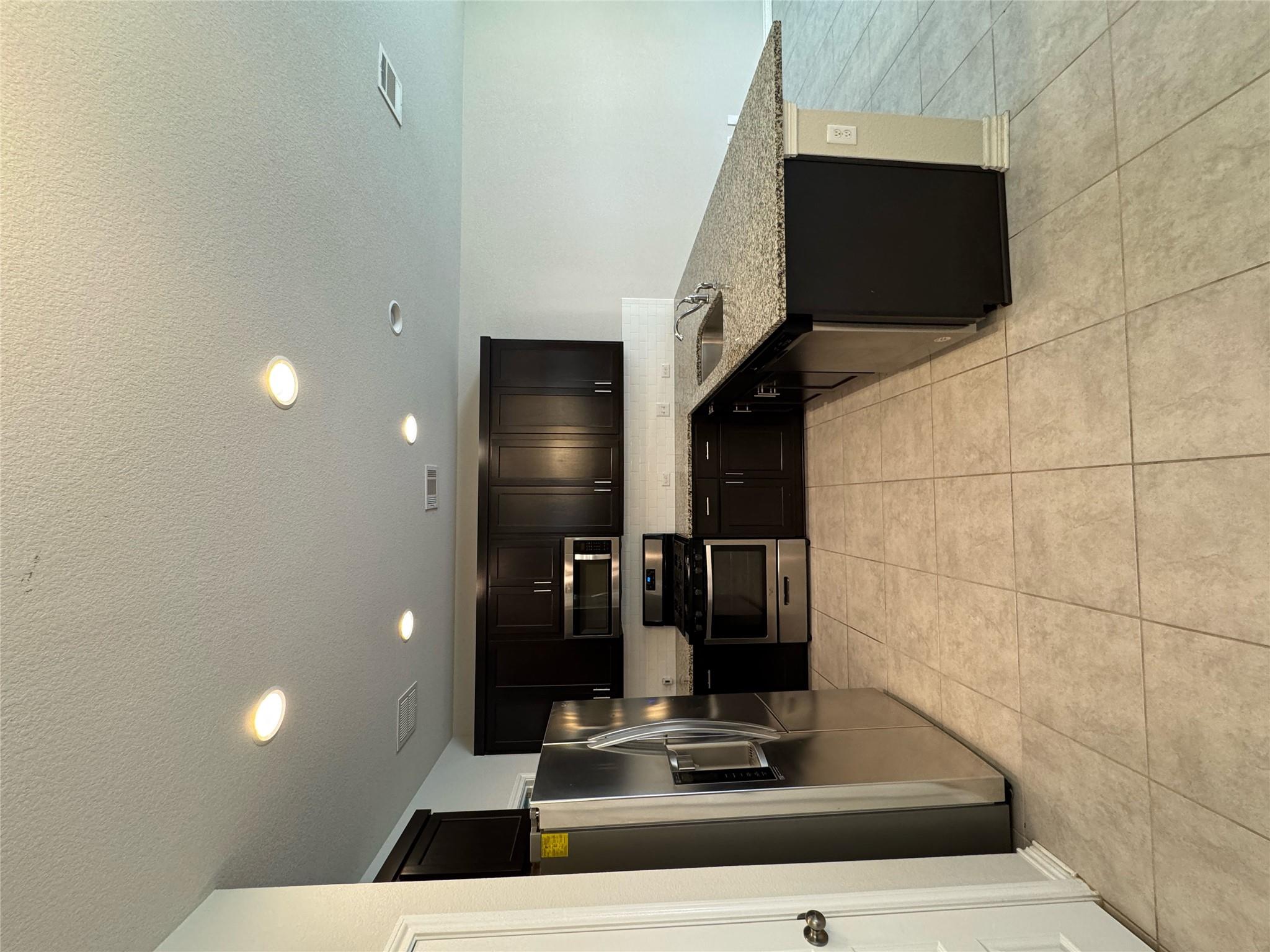 1733 Yaupon Grove Ln, Leander, TX 78641