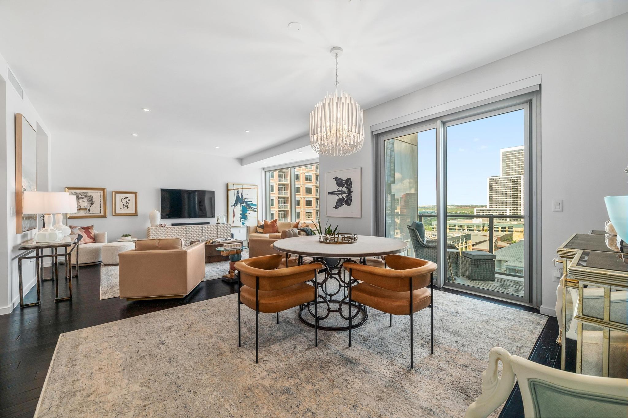 200 Congress Ave # 13A, Austin, TX 78701