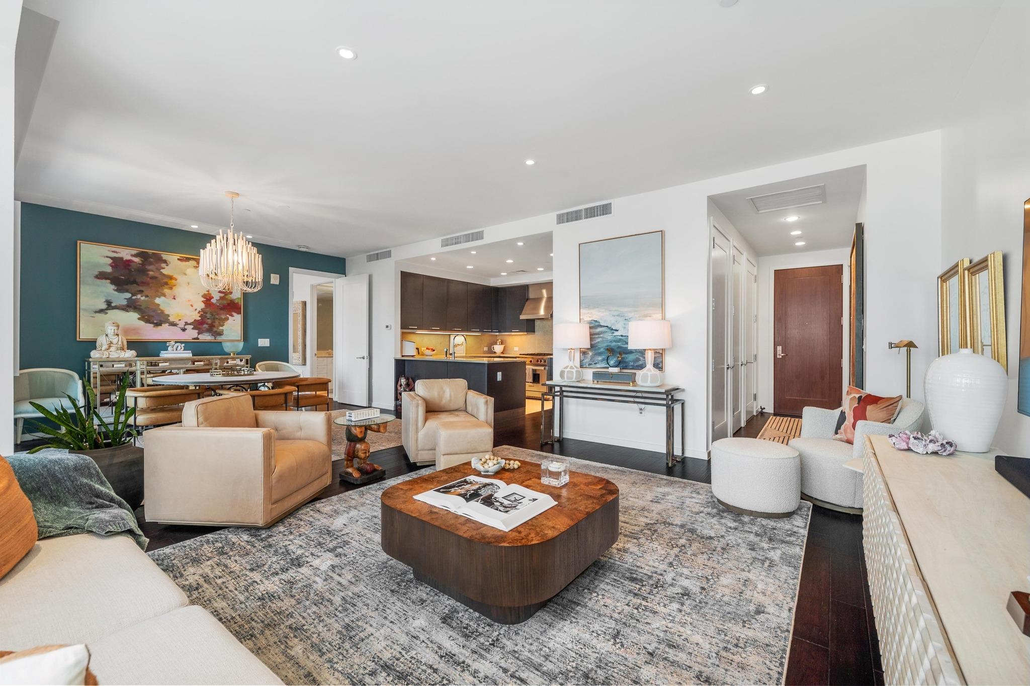 200 Congress Ave # 13A, Austin, TX 78701