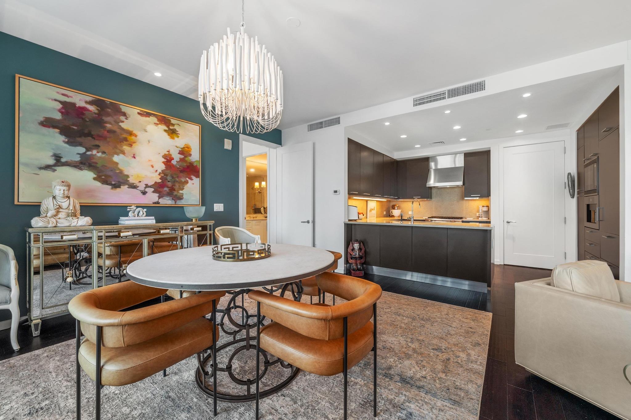 200 Congress Ave # 13A, Austin, TX 78701