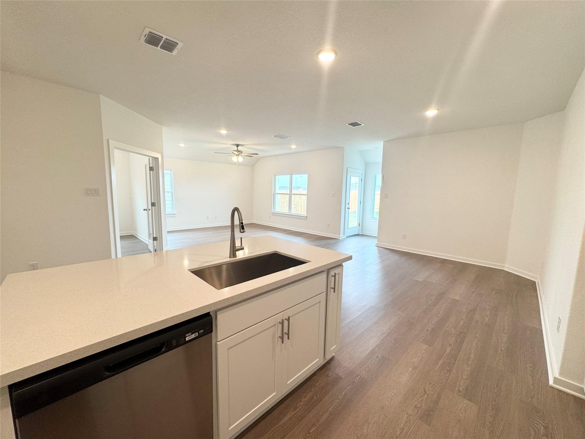 132 Hazy View Rd, San Marcos, TX 78666