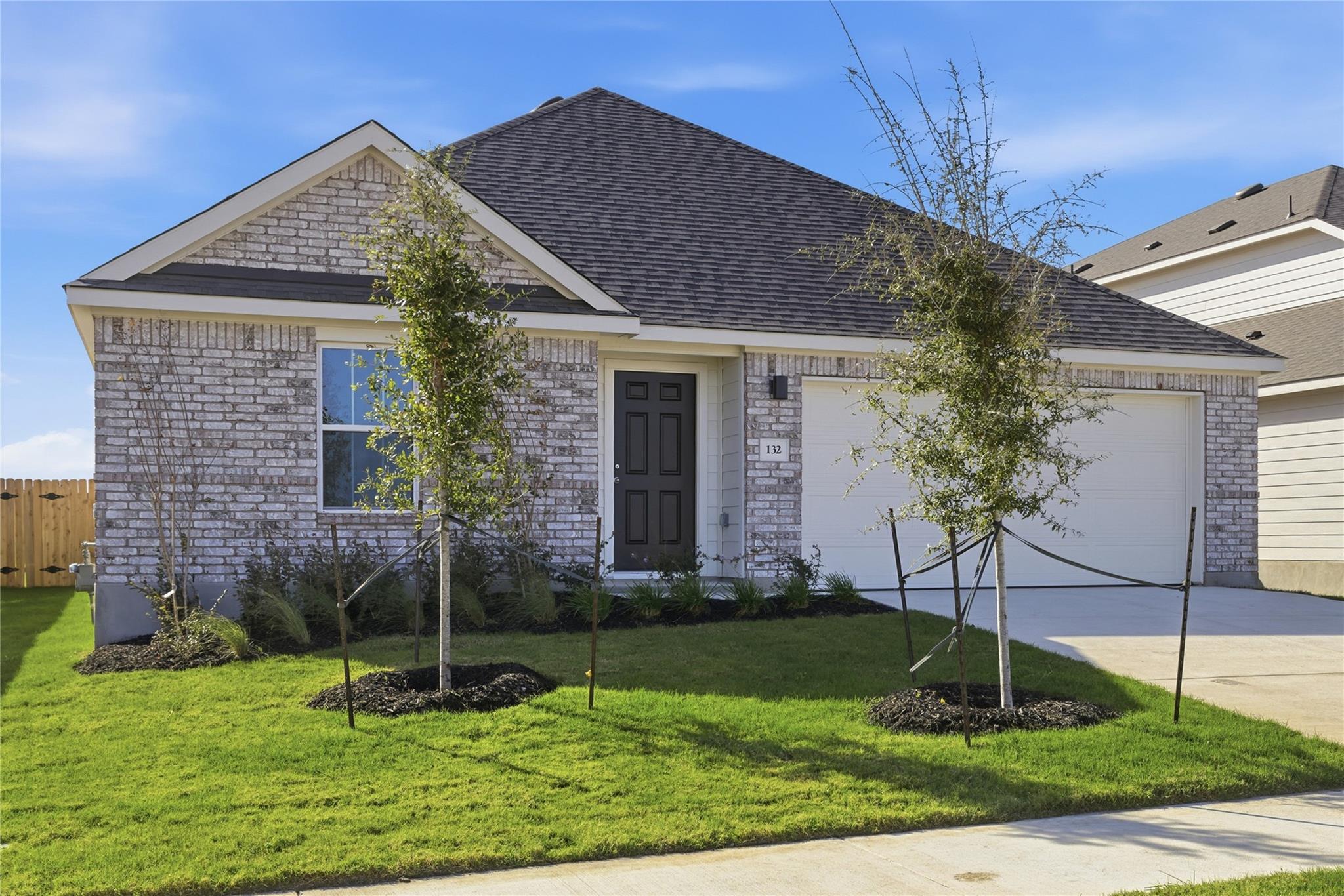 132 Hazy View Rd, San Marcos, TX 78666