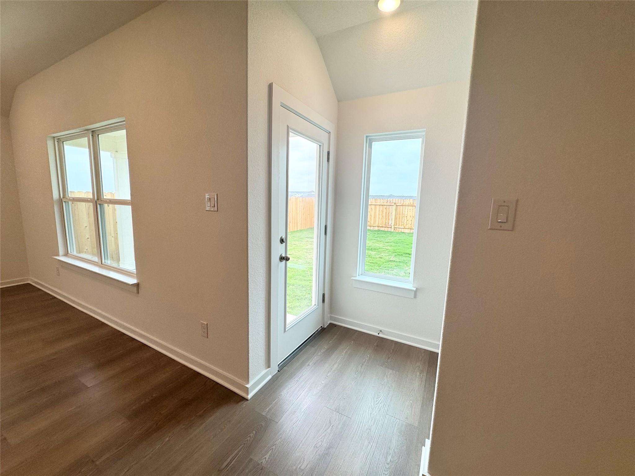 132 Hazy View Rd, San Marcos, TX 78666